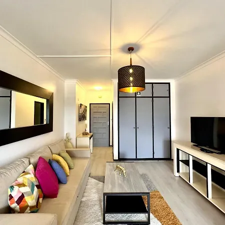 Vau Beach By Homing דירה פורטימאו